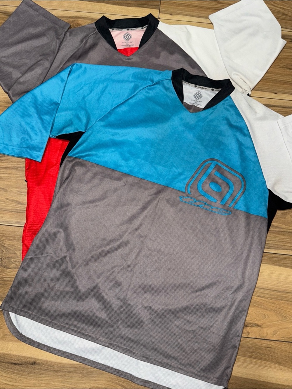 dye paintball jersey O.G. blanks bundle lot of 2 size XL 2-tone blue/red bmx (2)